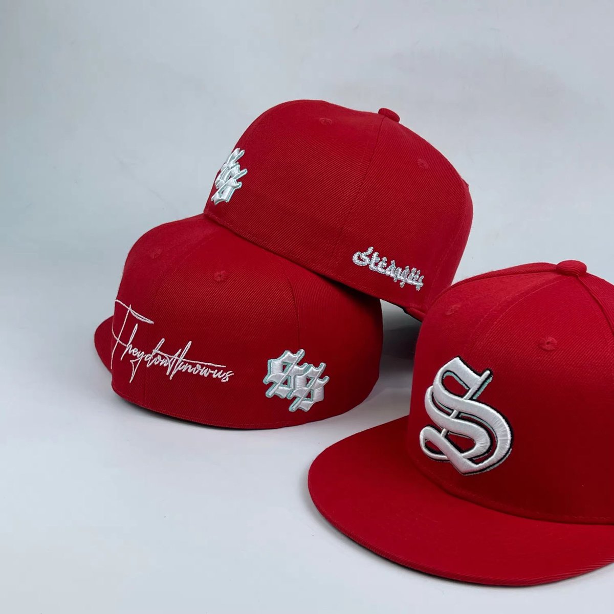 strangerstdku's tweet image. STRANGERS S LOGO FITTED CAP

COLOR : RED