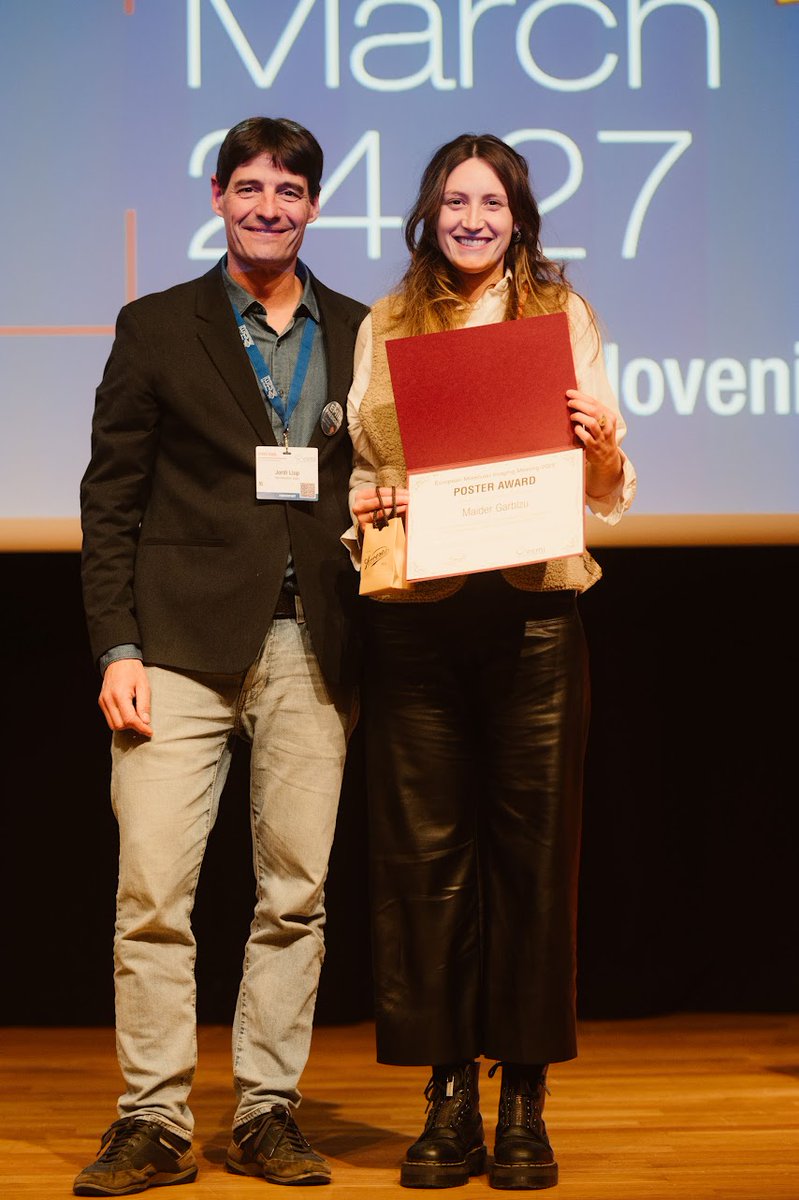 CICbiomaGUNE's tweet image. 🧠👩‍🔬Maider Garbizu y Claudia Espósito, estudiantes de doctorado en el grupo Radiochemistry &amp;amp; Nuclear Imaging de #CICbiomaGUNE han sido premiadas en #EMIM2025 por sus pósters en neuroimagen 🏆

¡Enhorabuena a ambas por este merecido reconocimiento! 👏

Zorionak! 

@Llop_Lab