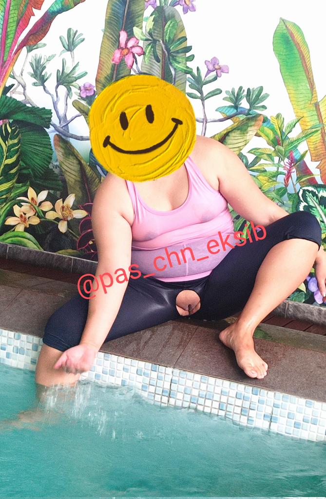 Pesona legging bolong part 2