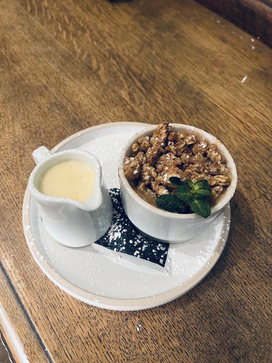Crimble Crumble with custard (or ice cream, we don’t mind swapping) 

Good, old fashion homemade food. Join us for the last of this seasons menu and join us again for the new spring summer menu coming soon 

Watch this space for deliciousness