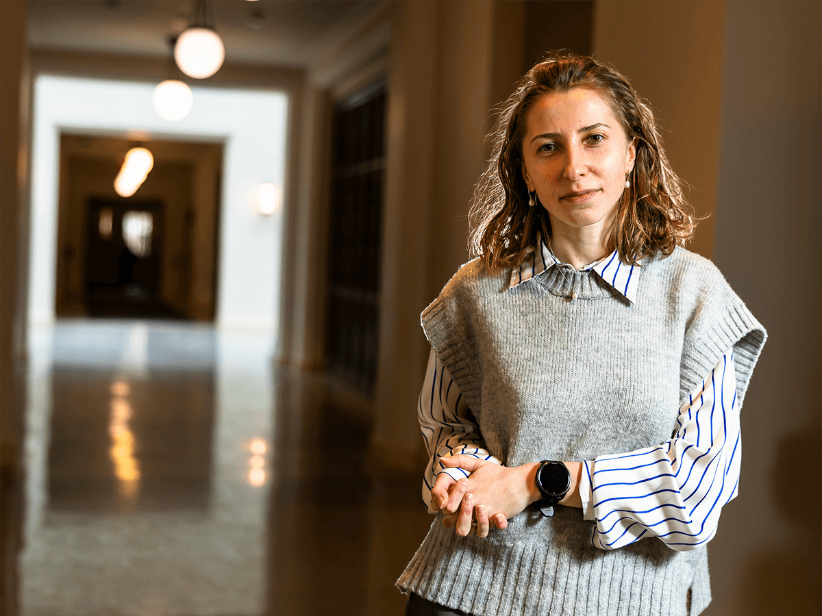 Fighting for Ukraine’s future.
📌Khrystyna Kozak, graduate of the UCU Master of Laws program, a human rights lawyer specializing in displacement. Following a recent stint in The Hague, she is working to hold Russia accountable for its actions.
Read more: news.nd.edu/news/fighting-…