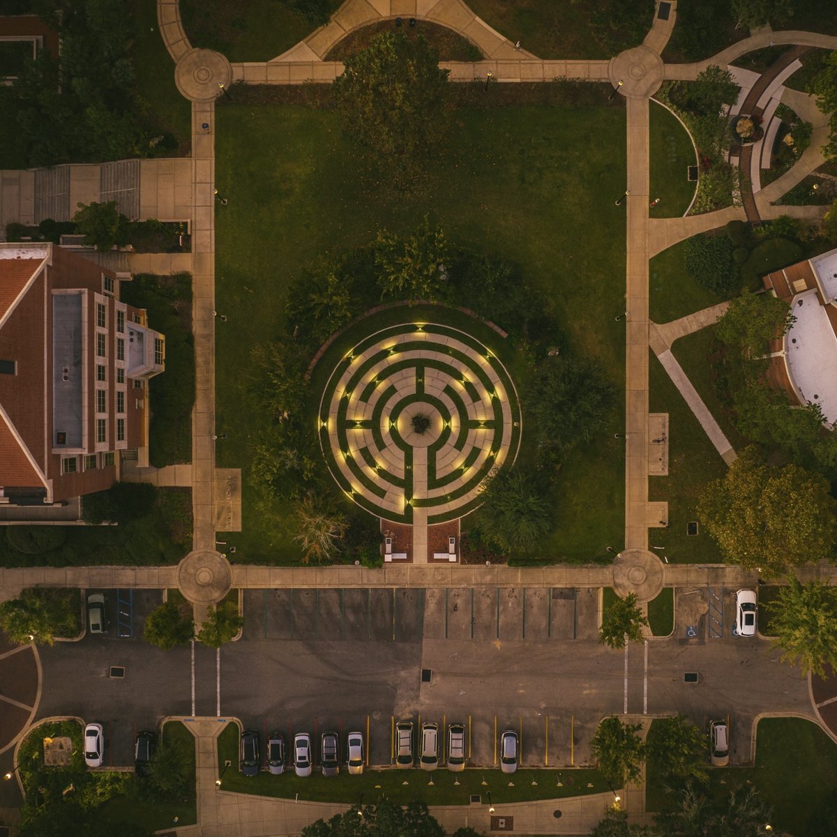 FSU Labyrinth 🌀
