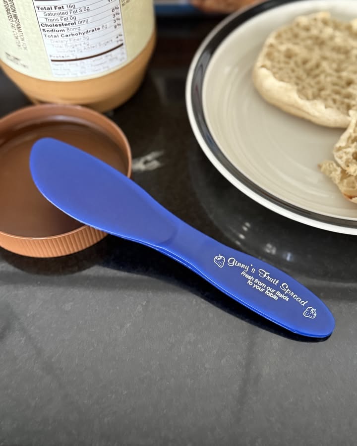 keyspec's tweet image. We've got you covered. From branded merchandise to promotional swag, we have everything you need to promote your brand. amp.fyi/-/9zsojNf2 #pens #socks #mats #spatulas