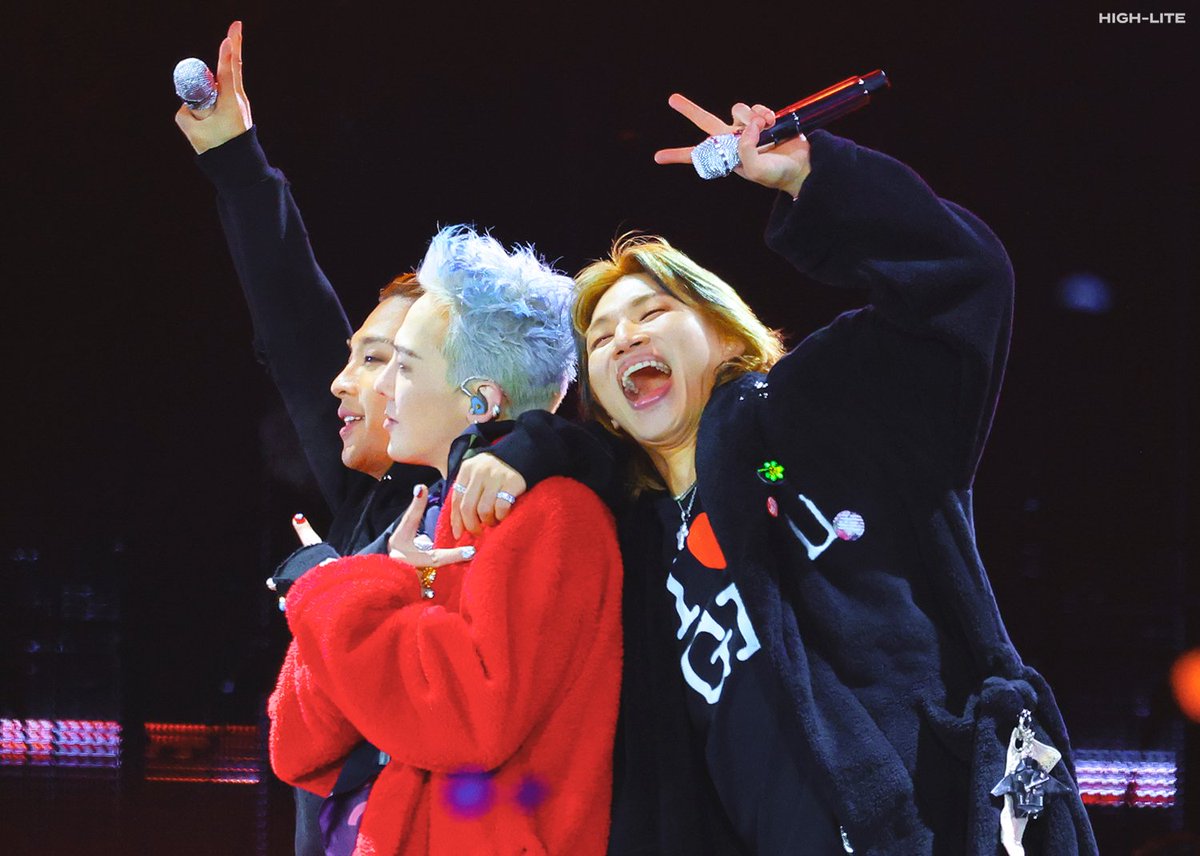 하이라이트 tweet media