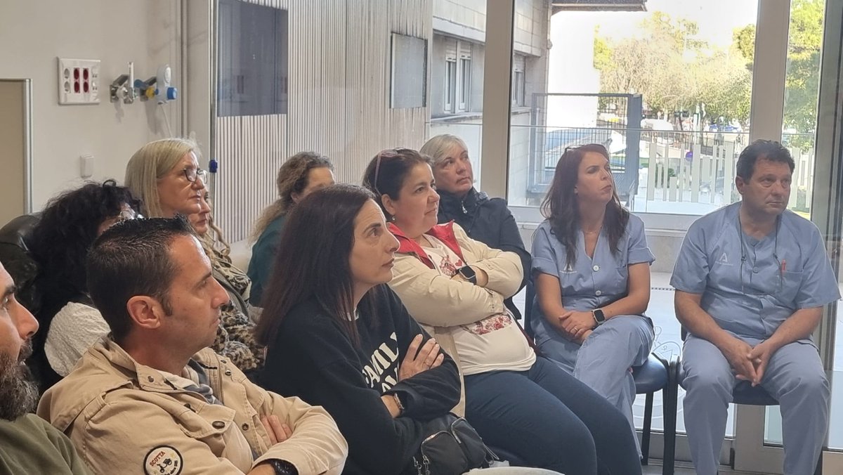 ucimacarena's tweet image. 📚Nuestras TCAEs han impartido la sesión presencial del curso "Actualización de competencias TCAEs en los pacientes críticos". Agradecemos a las docentes Desirée Garzón, María Flores, Eva López y Pilar Hurtado por compartir su experiencia y profesionalidad 💪 #Formación #UCI