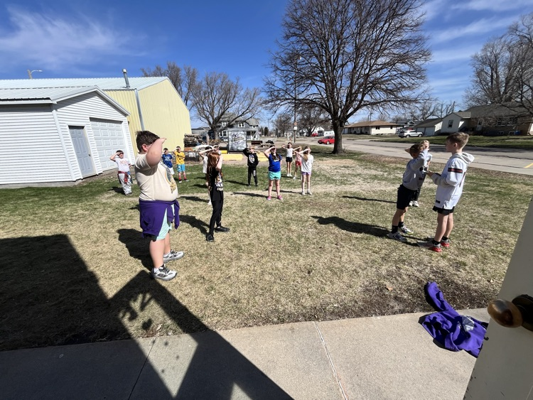 BCBraves's tweet photo. Music and sunshine πΆβοΈ
Some of the music classes took advantage of the nice weather last week!
#musiced #bcpsne #springisfinallyhere https://t.co/ikHECQozZk