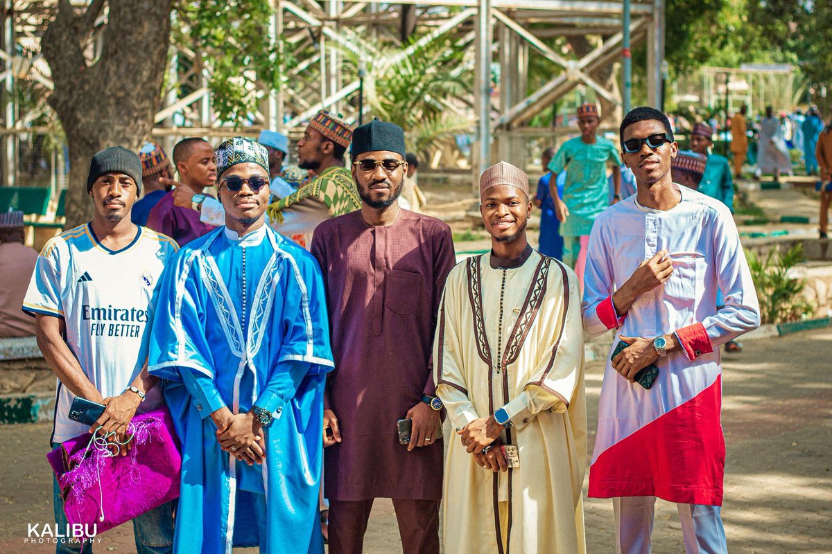 Alhamdulillah 🤲🖤 

Eid Mubarak 🖤