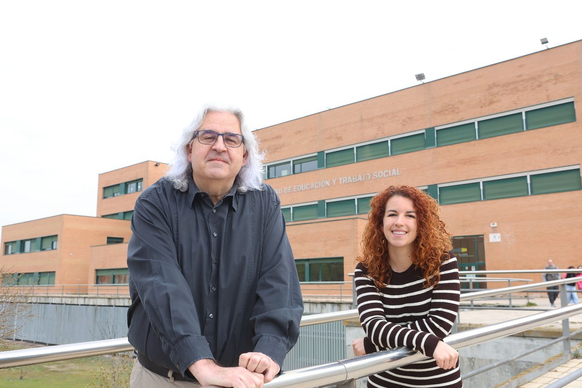 UVa_es's tweet photo. Un 11, 4 % de los niños son rechazados en las aulas, lo que puede desencadenar problemas también de rechazo en otras etapas e incluso en la edad adulta.
Los profesores de @feyts_uva Jorge Martín y Paula Molinero nos lo cuentan 👇
https://t.co/SuVUCWHFW9 https://t.co/57NwdkHePX