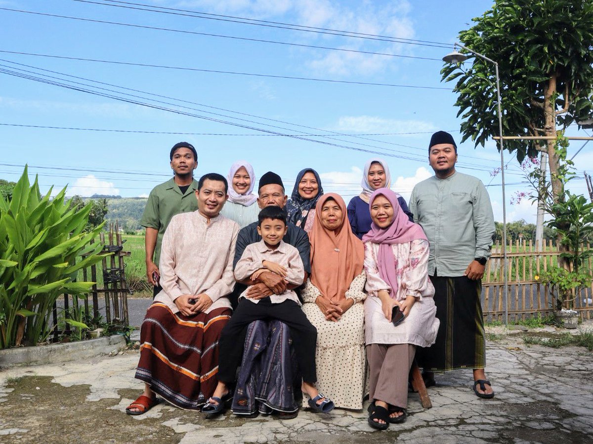 berfikri's tweet photo. ied 1446 H https://t.co/Xxau8KTsga