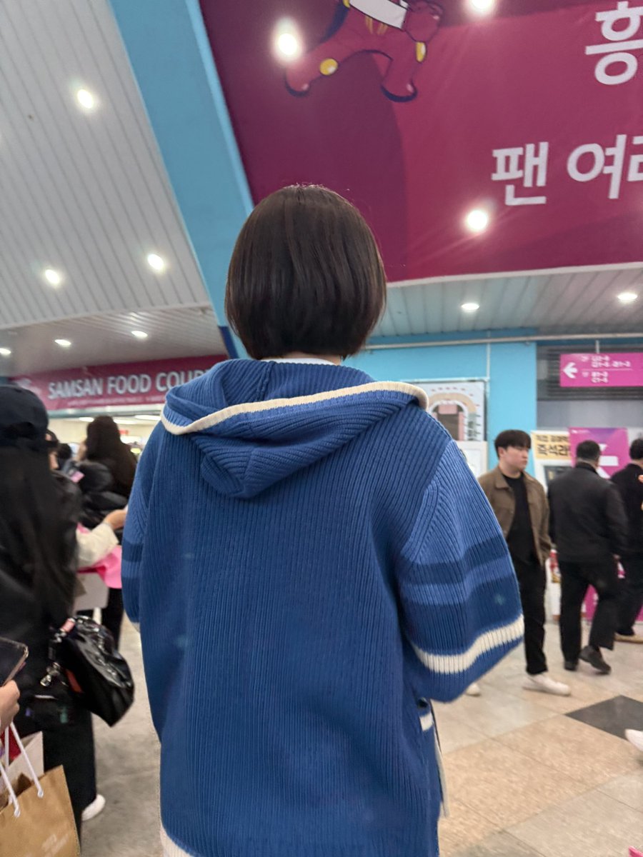 jjangah_fan's tweet photo. -ˋˏ 충격 ˎˊ- 박정아 진짜 동그랗다 https://t.co/zf1c0NzUBO