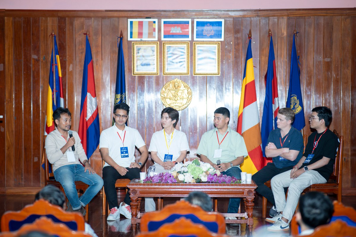 ⌜ ley ⌟ tweet media