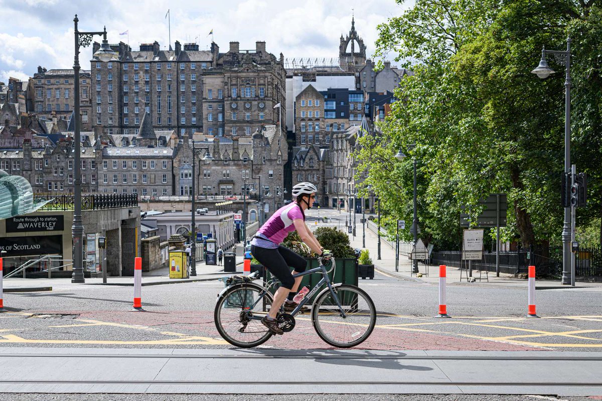 Seven years of cycling progress leaves women behind, <a href="/WeAreCyclingUK/">Cycling UK</a> finds.

Read more: zagdaily.com/trends/seven-y…