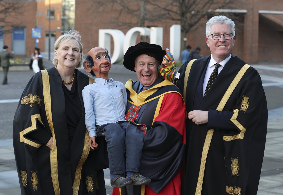 Doc Martin tweet media