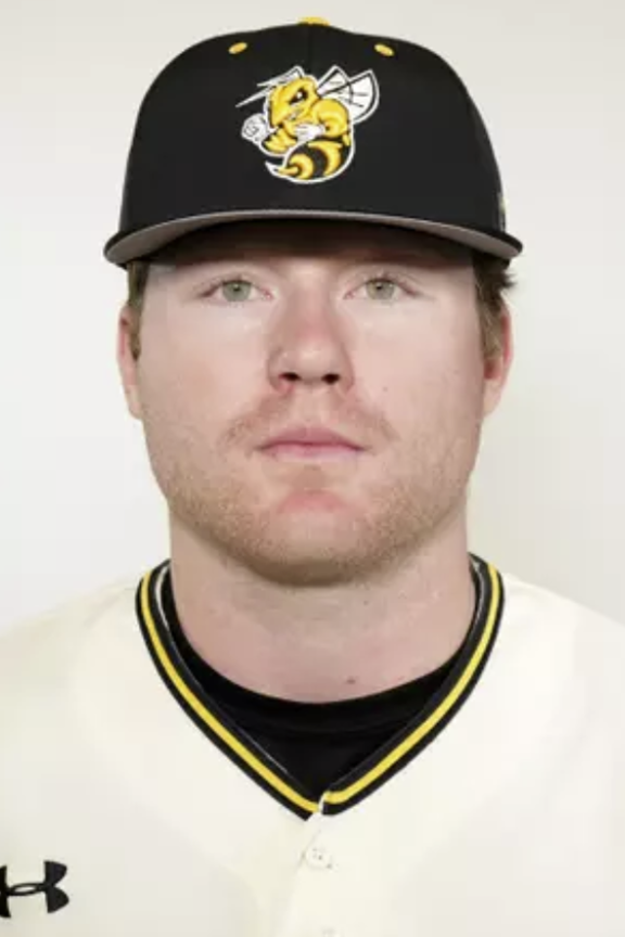 Welcome back aboard the Express to JR IF/OF <a href="/cjschmitty2/">Carter Schmitt</a> from <a href="/RMCJackets/">R-MC Baseball</a>!

Schmitt hit .289 with 2 2B, 1 HR, 10 RBI, and 6 BB vs. 4 K for the Express in 2024. So far this spring, he is hitting .392 with 19 R, 8 2B, 1 3B, 1 HR, 20 RBI, and 14 BB vs. 12 K.

Welcome back Carter!