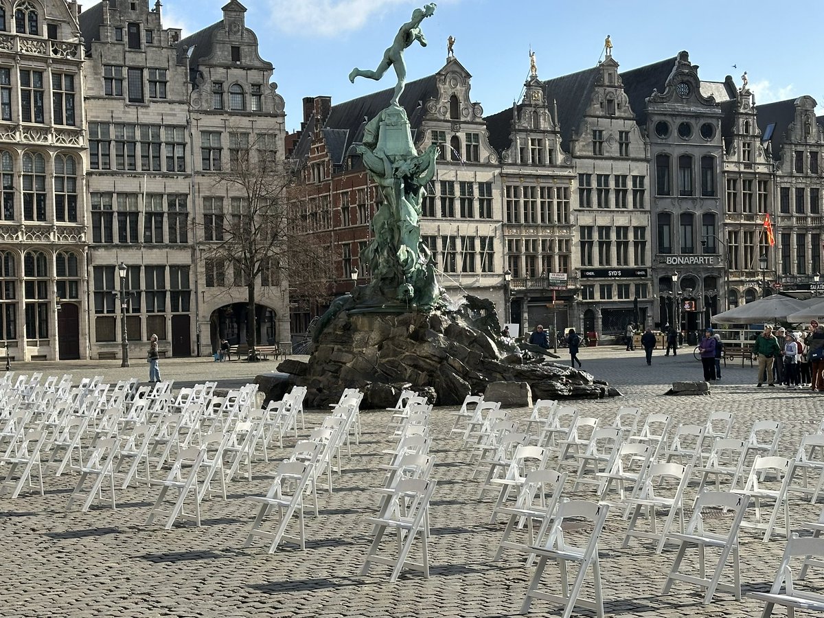 Dr. Luc Colemont (@luccolemont) on Twitter photo Na geslaagde <a href="/StopDarmkanker/">Stop Darmkanker</a> actie op Grote Markt in Antwerpen πͺ, nu in Eigenbrakel klaar bij #BristolMyersSquibb voor #keynote βWhy campaign against colon cancer? β #768 π
Laatste dag van #maartinternationaledarmkankermaand π Na geslaagde <a href="/StopDarmkanker/">Stop Darmkanker</a> actie op Grote Markt in Antwerpen πͺ, nu in Eigenbrakel klaar bij #BristolMyersSquibb voor #keynote βWhy campaign against colon cancer? β #768 π
Laatste dag van #maartinternationaledarmkankermaand π
