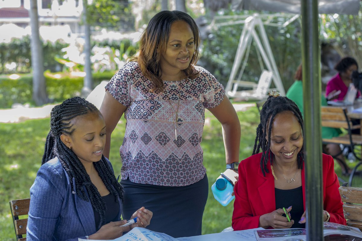 WanguiMwamz's tweet image. As we culminate this year’s International Women’s Month,we are inspired by the incredible energy,ideas &amp;amp; collaborations that emerged from the SHE Changes Climate Kenya event on March 27, 2025. #SheChangesClimate #IWD2025 #WomenInClimate #ClimateLeadership #GenderAndClimateAction