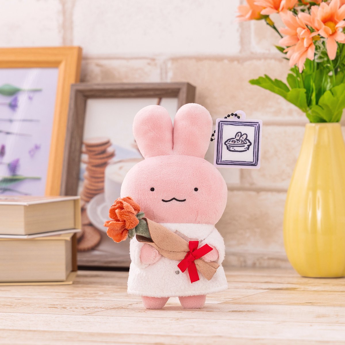 ホワイトタイガーとブラックタイガー うさぎ先生 まとめ売り ホワイトタイガーとブラックタイガー カフェ🍽️ このシンプルなお顔が