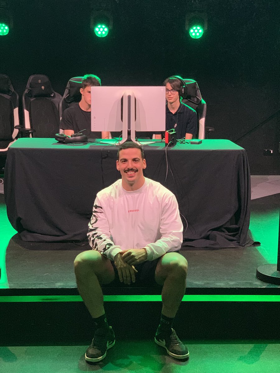 Sydney Smash (@sydneysmash) on Twitter photo Congrats to the top 8 of Offstage 107
1st. <a href="/Unfezant_/">Unfezant</a>
2nd. <a href="/ReloSSBU/">Relo</a>
3rd. <a href="/dmo_SSBU/">Dmo</a>
4th. <a href="/Ryan_E65/">Ryan</a>
5th. <a href="/Violet_SSB/">Violet</a> and <a href="/robotic_jo/">Robotic Jo</a>
7th <a href="/f1erce_au/">BKB | F1ERCE</a> and <a href="/realKeenansaur/">JDW | BKB Keenansaur</a> Congrats to the top 8 of Offstage 107
1st. <a href="/Unfezant_/">Unfezant</a>
2nd. <a href="/ReloSSBU/">Relo</a>
3rd. <a href="/dmo_SSBU/">Dmo</a>
4th. <a href="/Ryan_E65/">Ryan</a>
5th. <a href="/Violet_SSB/">Violet</a> and <a href="/robotic_jo/">Robotic Jo</a>
7th <a href="/f1erce_au/">BKB | F1ERCE</a> and <a href="/realKeenansaur/">JDW | BKB Keenansaur</a>