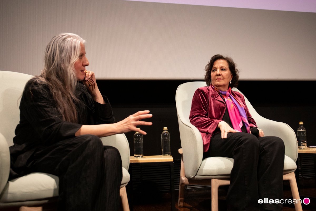 🎥 Carmen Linares y María Pagés en el festival <a href="/EllasCrean/">Festival Ellas Crean</a>.

Las galardonadas con el Premio Princesa de Asturias de las Artes 2022 asistieron a la proyección del documental «Carmen y María. Dos caminos y una mirada» en la @AcademiadeCine, que han presentado María Luisa Oliveira,