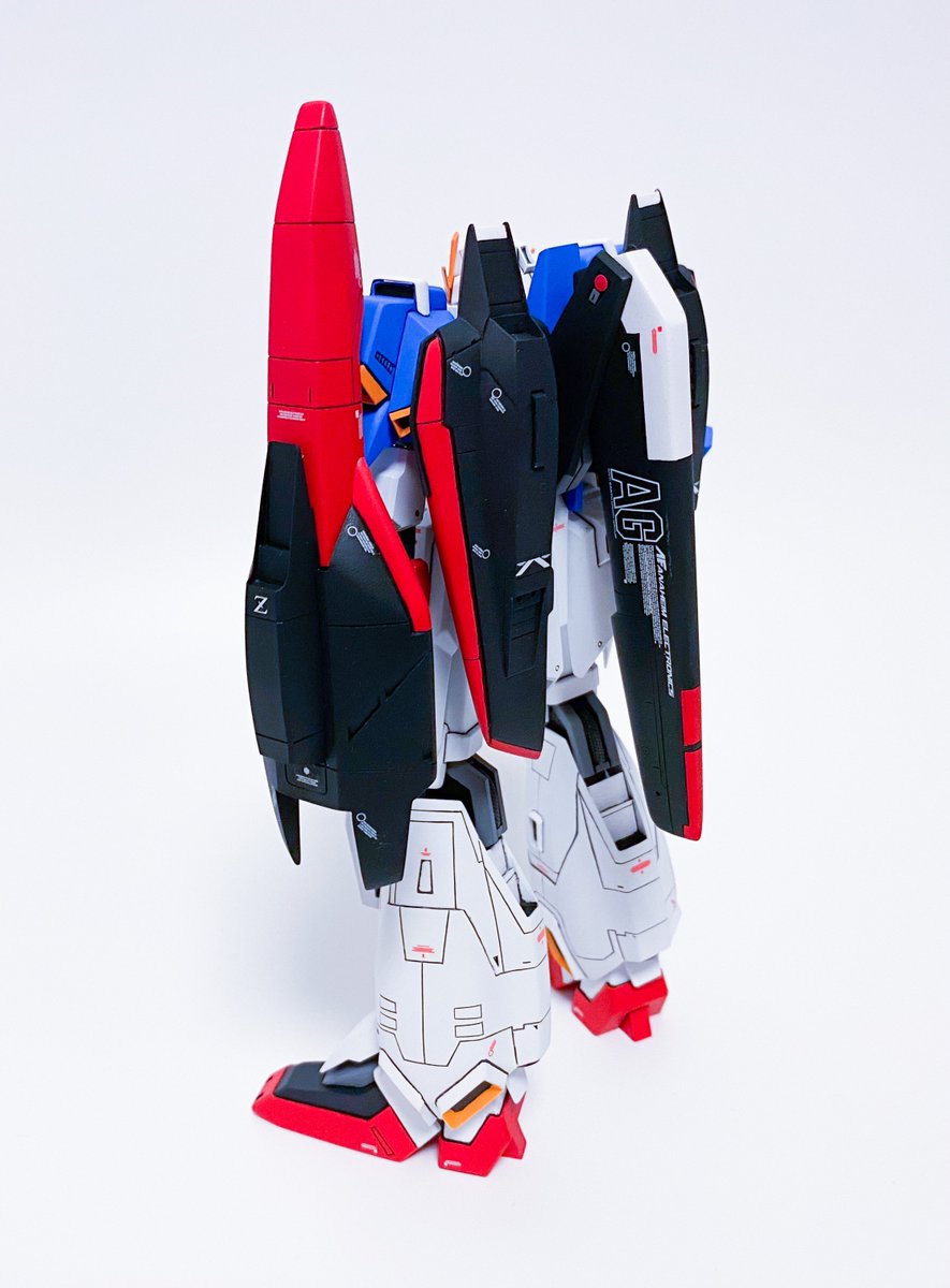 B-CLUB レジンキット 1/144 MSZ-006 Zガンダム Ver.Ka 原型:小松原博之