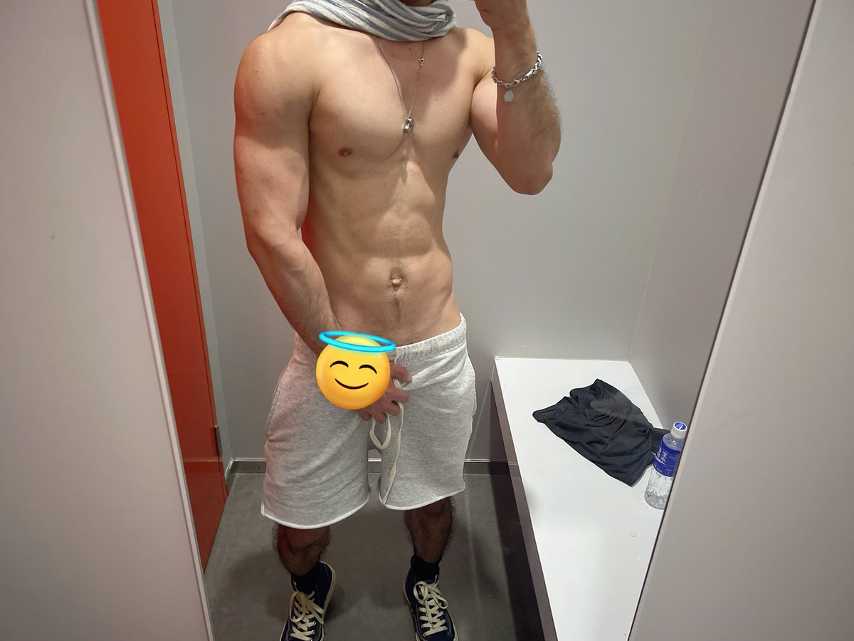 4.1-4.14    上海.上海.上海.（明天到）
想要放鬆的的可以提前預約哈.
（很認真在做按摩，承諾不專業收💰）
💆🏻‍♂️💆🏻‍♂️💆🏻‍♂️
另…新福利禮贈活動仍然有效.快來預約吧🫶🏻
（可訂製服務）
歡迎預約…☺️☺️☺️