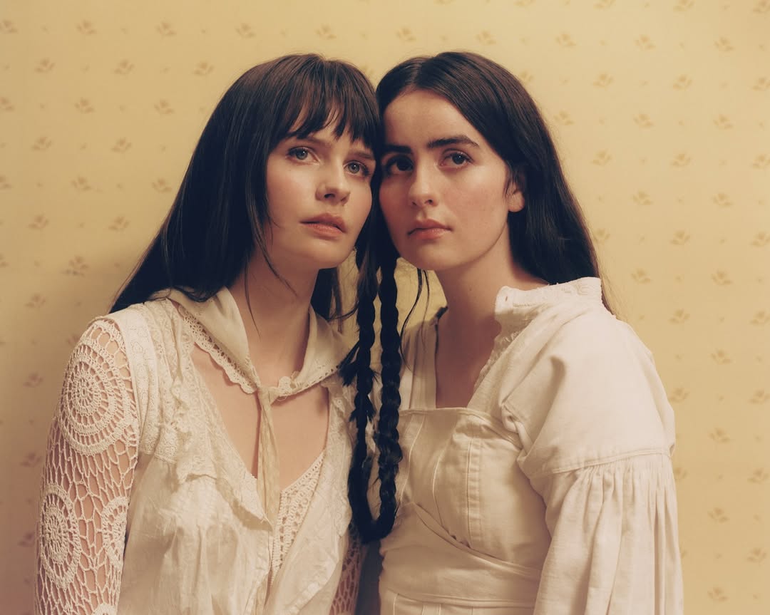 ‘daughters’ will be yours on friday - april 4 - part of our second EP.

playing this song on the road these past weeks has been so special and we’re already so grateful for the response and messages we’ve received about it. thank you for sharing the weight of the song with us.