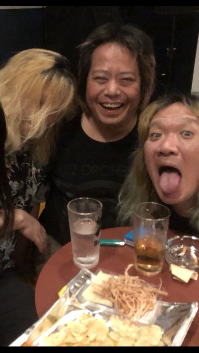 kimichamachan's tweet image. ガゼルくん。
公式に発表されましたので。

日曜日行けなくてごめんなさい。。
行く予定だったんだけど。。。
最後にハーネスで撮ったのあげとくね。
いつもだいたい写真の時は顔隠してた。

お疲れ様でした。

また朝まで呑みましょう。

#ASYLUM