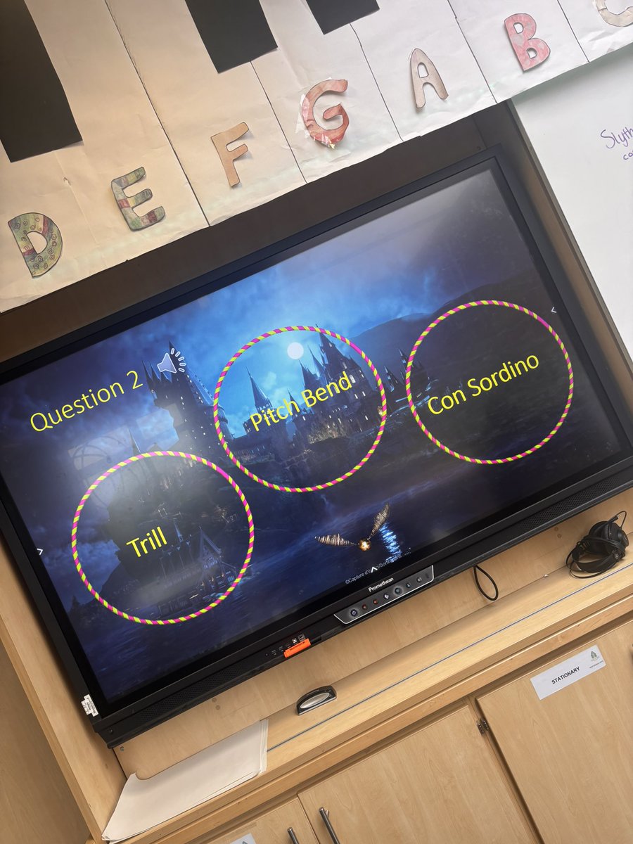 WilliamwoodHS's tweet image. One of our National 5 music classes had a ✨ magical ✨ time in class today 🪄 
They used teamwork and their knowledge of music concepts to compete! ⚡️ 
🥇 Ravenclaw 🦅 
🥈 Gryffindor 🦁
🥉 Slytherin 🐍 
#UNCRCRight29
#WWHSMusic