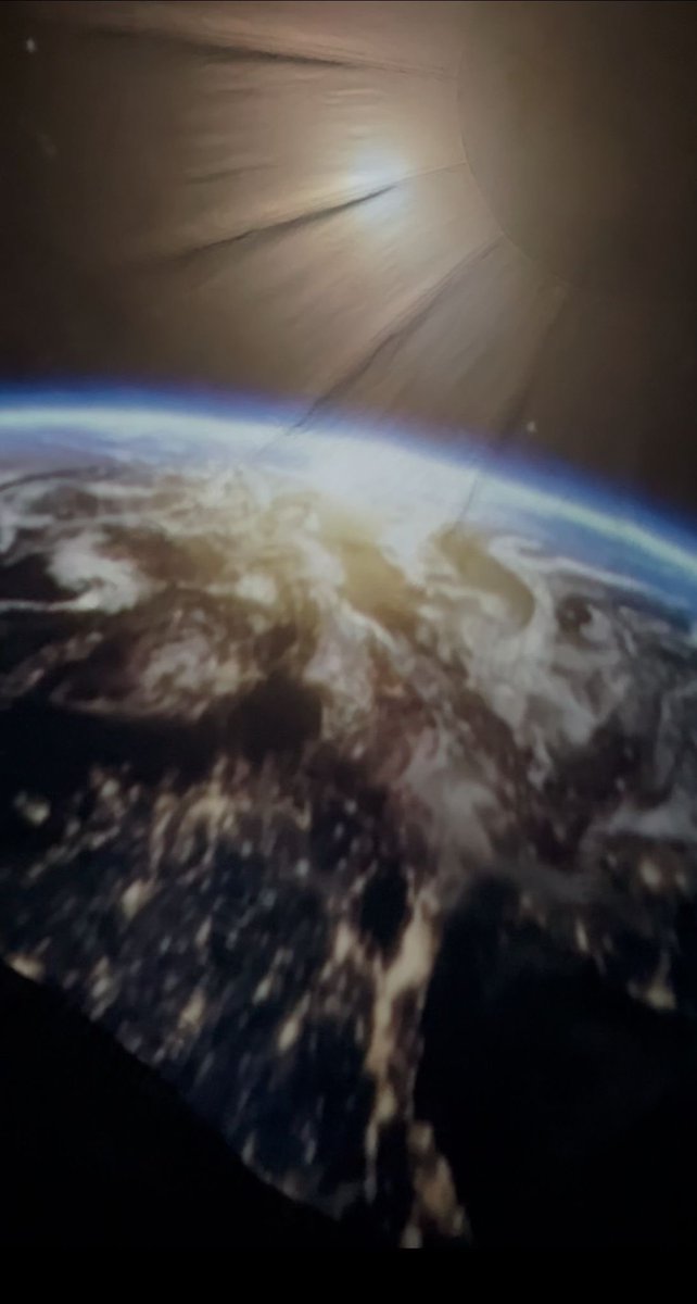 Para cerrar la semana de las ciencias nuestra profe de Biología preparó un taller de disección para el grupo de 3° de la ESO. Además, hemos podido viajar al espacio acercando las estrellas hasta el CEO La Sierra con una cúpula portátil.
#semanadelasciencias #centrosCyL