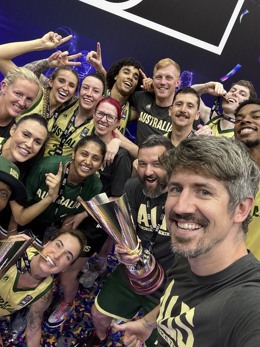 Gotta keep the tradition alive. 🤳 
Wasn’t pretty, but this group showed grit when it mattered.

Asia Cup Champions. Proud. We keep building. 🧱