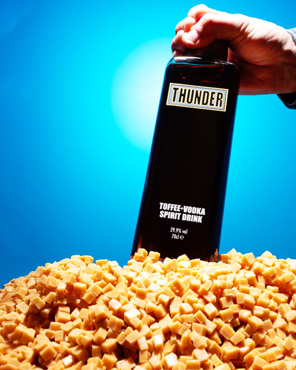 Spring is here, the sun is shining and it’s the perfect time to sip on something sweet! ☀️🥃 Pick up a bottle now at Sainsbury’s &amp; Waitrose and bring a little sunshine to your glass!

👉️ Use our store locator on our website to see if we are in store near you!