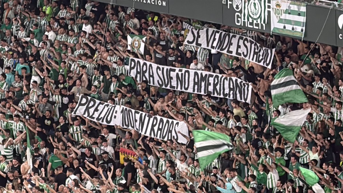 GxlDeFekir's tweet photo. Hablamos de como gol sur se está sacando la polla con las pancartas en los derbis?? https://t.co/cJE1F9uztd