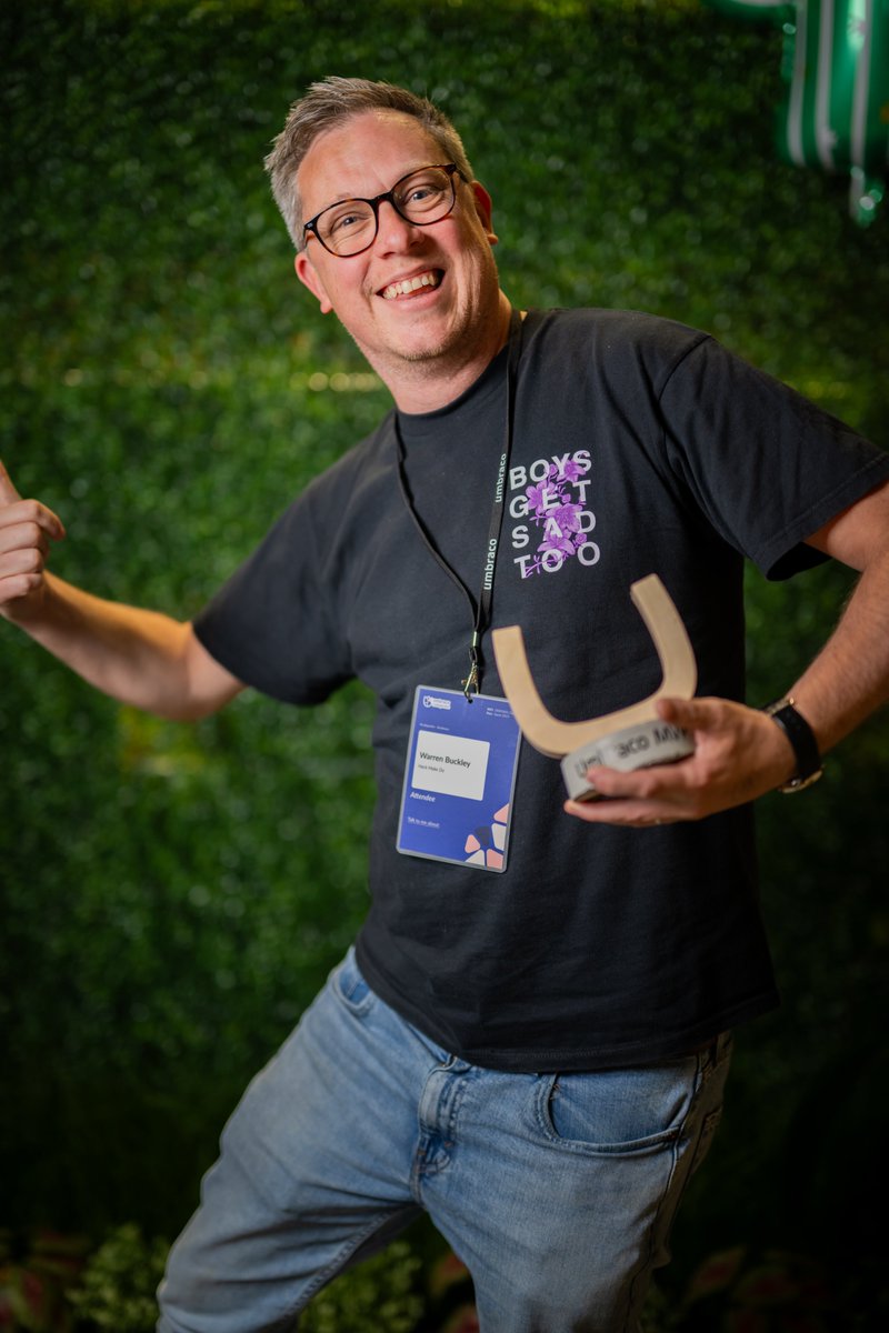 ⏰ MVP Award application deadline is TODAY! ⏰

So, if you’re an active Umbraco Community contributor and you’d like to be on stage at Codegarden, receiving your Umbraco MVP award to rapturous applause, you’d better get your skates on and apply now! 🛼🏆

umbra.co/MVP-X-12