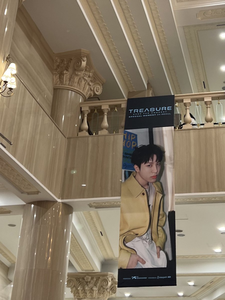 혀니 tweet media