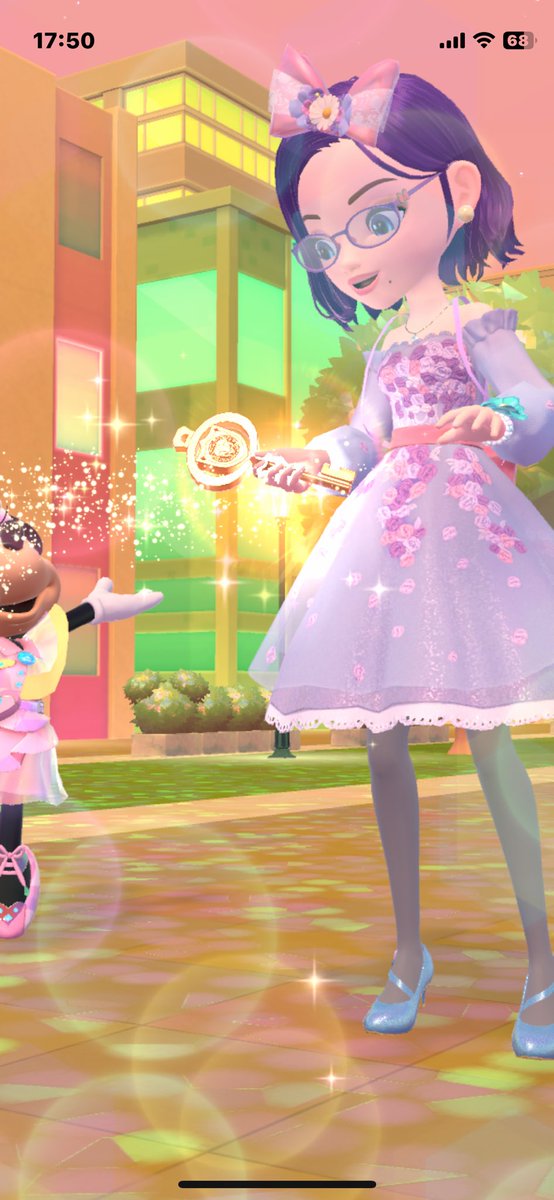 フィールドにキャラがいる時は鍵を渡してくれるんですね🥰

 #ディズニーステップ
 #ディズニーステップマイベストショット