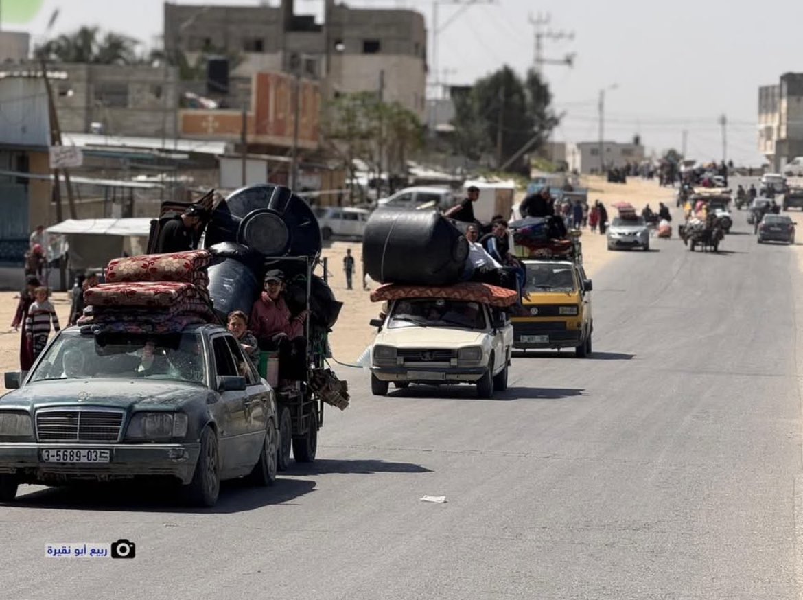 النزوح قطعة من قطع جهنم.
يتجرعها أهلنا وشعبنا في مدينة رفح الفلسطينية.
الإبادة مستمرة .