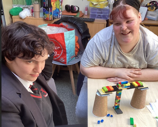 Applefields School tweet media