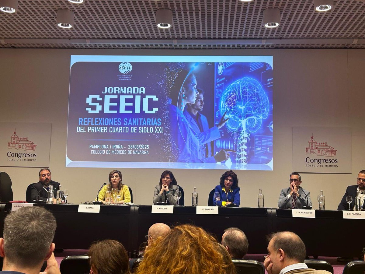 El pasado viernes, nuestra IP estuvo en Pamplona participando en la “JORNADA SEEIC. REFLEXIONES SANITARIAS DEL PRIMER CUARTO DE SIGLO XXI”.

La clave para aprovechar la IA en nuestro entorno sanitario es el trabajo en conjunto, construyendo un futuro en el que se colabore.