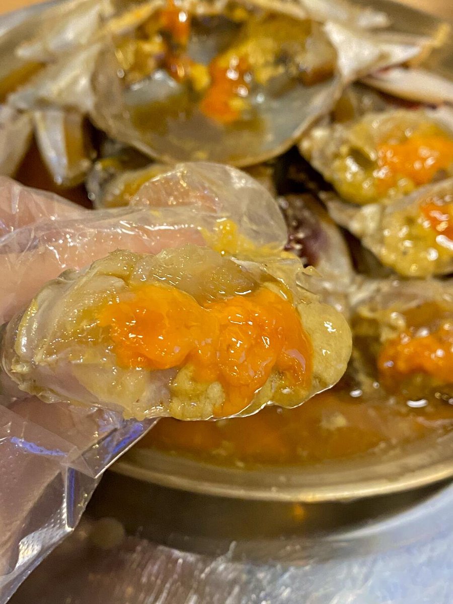 친구들과 함께 맛있는 음식을 즐기면 삶의 스트레스가 금세 녹아내립니다. 🌈