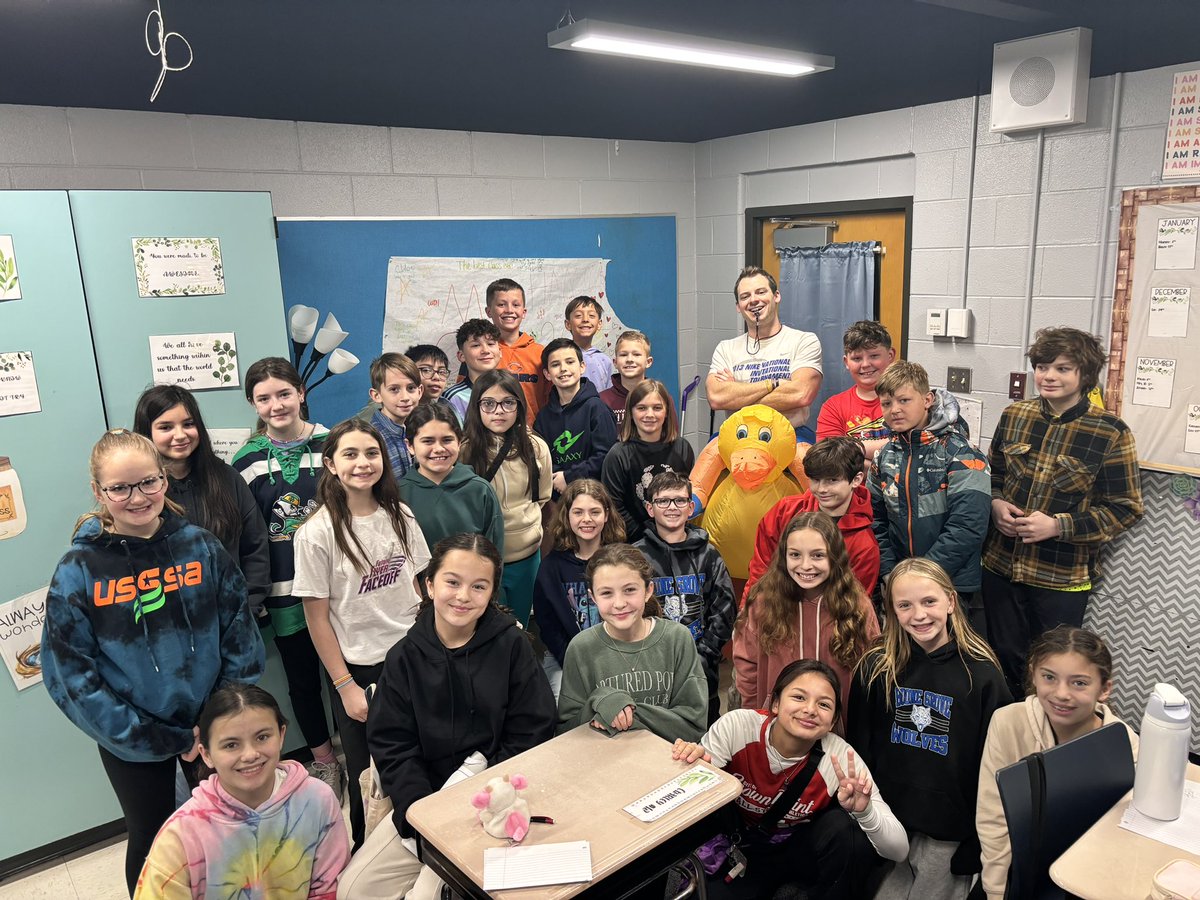 CoachMiller64's tweet image. Jump Rope for Heart (@JRFH_USA) was a success at Boone Grove Elementary! The kids raised enough money to reach our goals as a school. Because they did so good, they hit the goal of “making Coach Miller wear a duck suit for a day”. 

#ContinueTheProcess