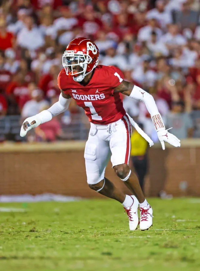 Allen βLAβ Evans IV (@allenevans_0) on Twitter photo After a great showing at the <a href="/UANextFootball/">All-America Game</a> Camp, I am Blessed to receive an offer from <a href="/JayValai/">Coach Valai</a> and the University of Oklahoma <a href="/OU_Football/">Oklahoma Football</a> <a href="/CoachVenables/">Brent Venables</a> <a href="/RivalsWoody/">Woody Wommack</a> <a href="/AllenTrieu/">Allen Trieu</a> <a href="/SWiltfong_/">Steve Wiltfong</a> <a href="/RivalsFriedman/">Adam Friedman</a> <a href="/Aspirationsgym/">C.Vaughn@Aspirations</a> <a href="/Coach_MFox/">Michael Fox</a> <a href="/elite360recruit/">ELITE 360 Recruiting</a> After a great showing at the <a href="/UANextFootball/">All-America Game</a> Camp, I am Blessed to receive an offer from <a href="/JayValai/">Coach Valai</a> and the University of Oklahoma <a href="/OU_Football/">Oklahoma Football</a> <a href="/CoachVenables/">Brent Venables</a> <a href="/RivalsWoody/">Woody Wommack</a> <a href="/AllenTrieu/">Allen Trieu</a> <a href="/SWiltfong_/">Steve Wiltfong</a> <a href="/RivalsFriedman/">Adam Friedman</a> <a href="/Aspirationsgym/">C.Vaughn@Aspirations</a> <a href="/Coach_MFox/">Michael Fox</a> <a href="/elite360recruit/">ELITE 360 Recruiting</a>