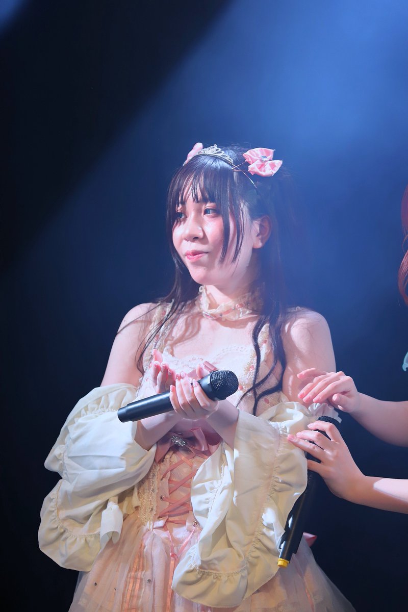 たろフォト@撮人不レ知 (@taro_picture) on Twitter photo 2025.3.30.
Amulet 解散公演
〜あみゅれちゃん卒業ってマ!?www Amuletの関係者だけどなんか質問ある?
in KIETH FLACK
Amulet
ノエルさん(<a href="/amulet_ell/">ノエル🌟Amuletでした!</a> )
君は美しい。
#あみゅれちゃん
#あみゅれっとがそばにいるジャマイカ
#アイドルコピーダンス
#たろフォト 2025.3.30.
Amulet 解散公演
〜あみゅれちゃん卒業ってマ!?www Amuletの関係者だけどなんか質問ある?
in KIETH FLACK
Amulet
ノエルさん(<a href="/amulet_ell/">ノエル🌟Amuletでした!</a> )
君は美しい。
#あみゅれちゃん
#あみゅれっとがそばにいるジャマイカ
#アイドルコピーダンス
#たろフォト