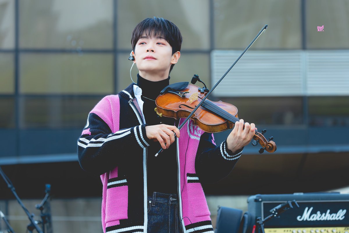 midxmmr's tweet photo. 250329
💖

#LUCY #루시 #신예찬 https://t.co/n2IgDscw3D