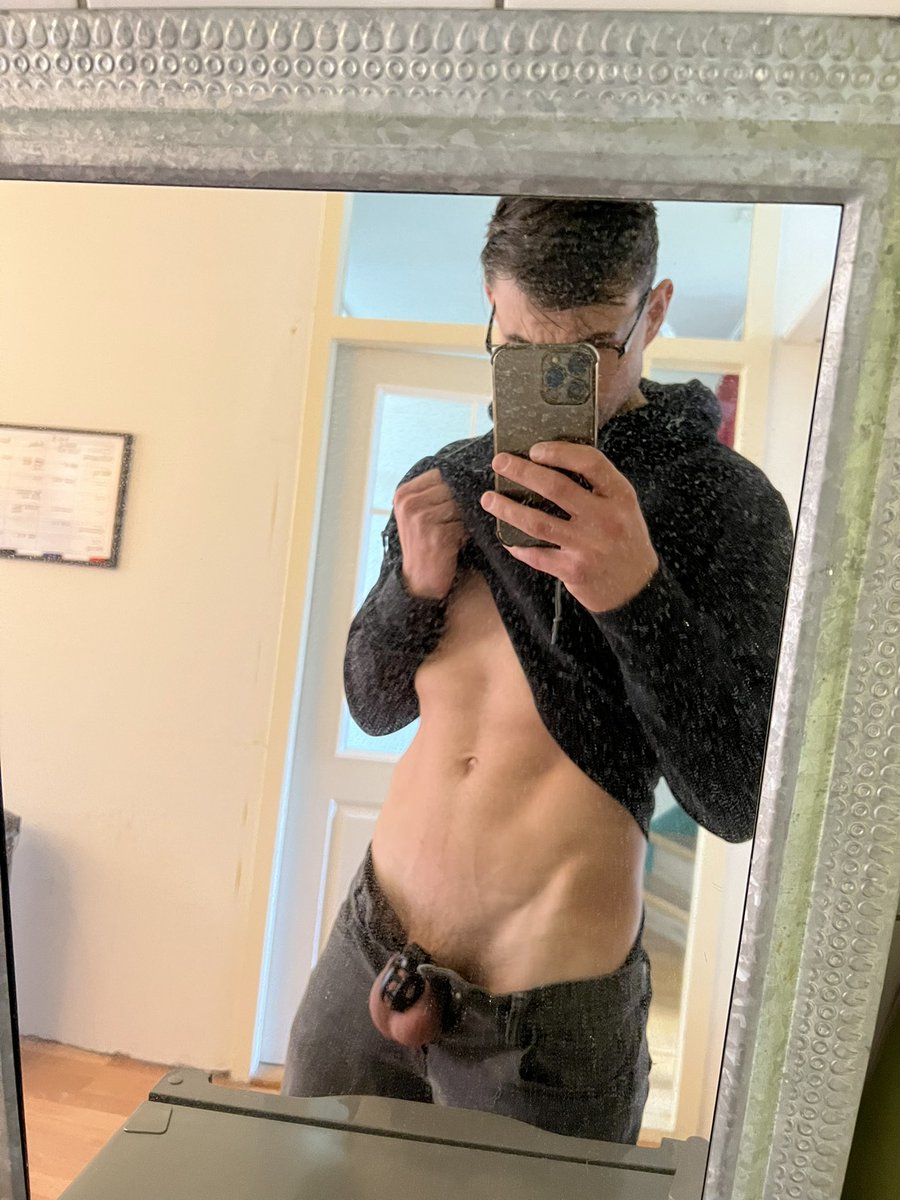 LittlePupTice's tweet photo. Monday means time for school 😇

Let’s hope no one noticed my cage bulge while I was in class 😅

Day 9/680 🔐 https://t.co/FEwIK9xWbG