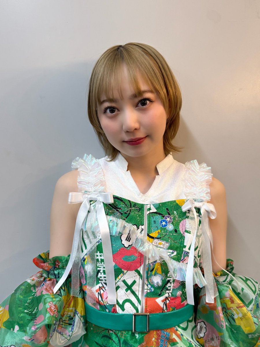 まとめ売り★　私立恵比寿中学　エビ中　えびちゅう　安本彩花　生写真　サイン　安本 安本彩花 生写真 サイン入り エビ中 - メルカリ