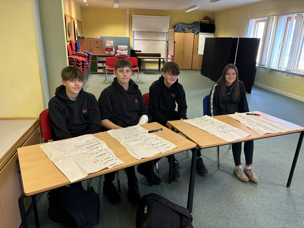 Great to take these young people through their referees course this morning in preperation for the first round of the <a href="/ThinkUHI/">UHI</a> Cup tomorrow. #shinty