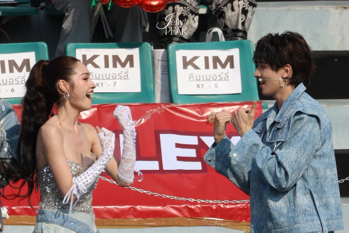 รัก รักมาก รักมากๆ รักจะตายอยู่แล้วเว้ยยยยย♡

CH3 55TH YEARS X PEAKMINT
#งานบอล55ปีช่อง3xพีคมิ้นท์
#งาน55ปีช่อง3 #ช่อง3NewEnergy
#KONGTHAPPEAK #กองทัพพีค
#mintranch #มิ้นท์รัญชน์รวี