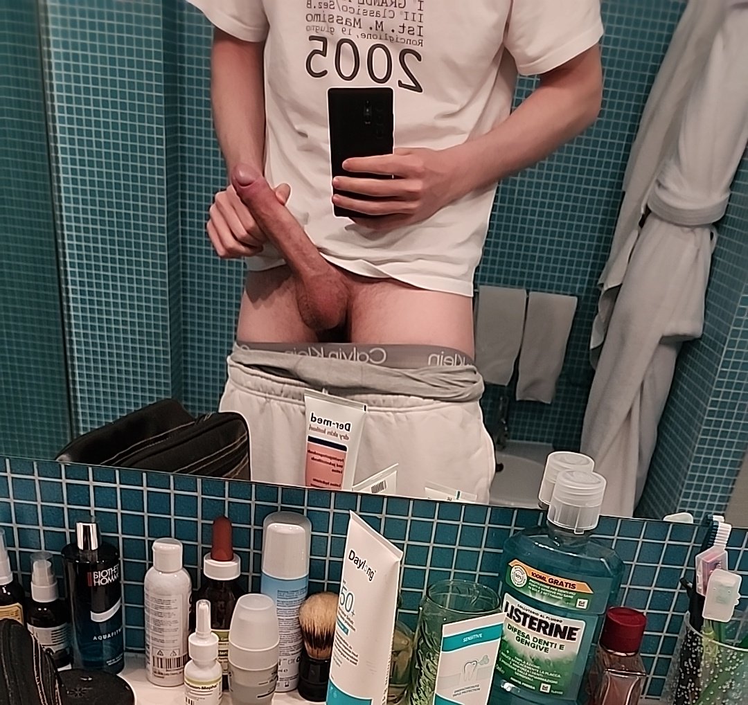 RT for more 😈