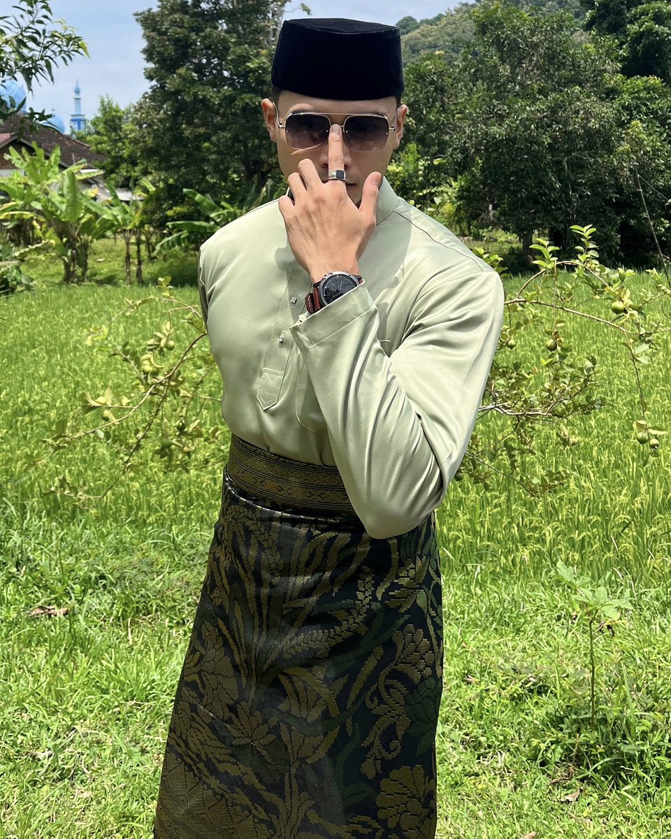 Selamat hari raya 😬