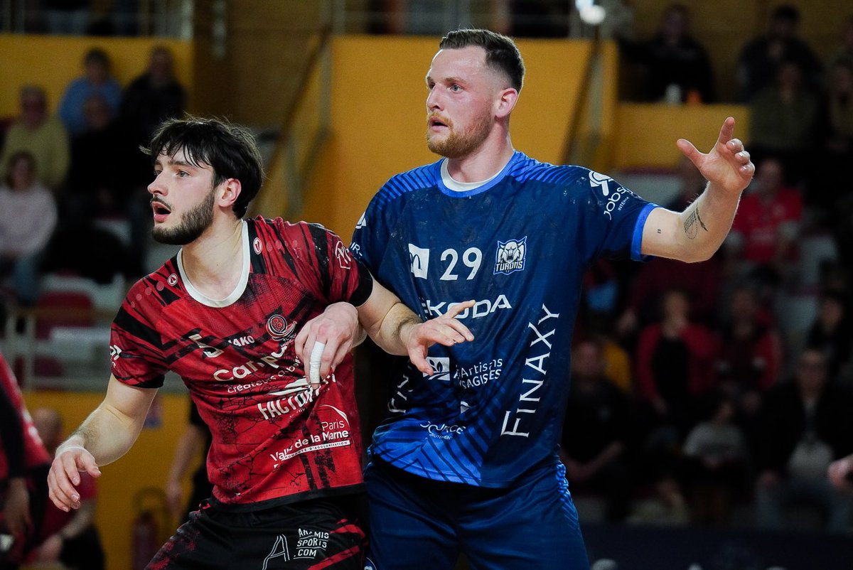 Lucileprod's tweet photo. un retour sur image sur le match du 22 mars entre saint-cyr-sur-loire sur loire et torcy 
#Handball https://t.co/Dugd7R6waY